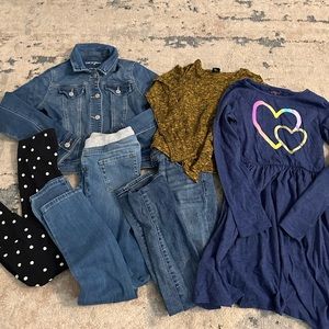 Girls cat and Jack size large lot